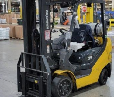 20172017 Komatsu 5000lb Forklift For sale Atlanta Georgia