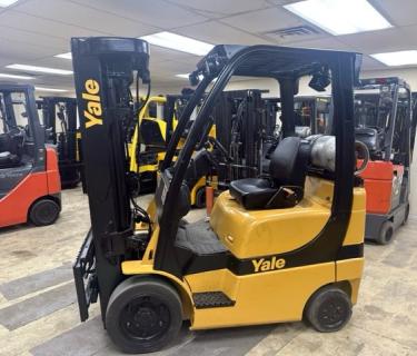 Yale 5000Lb Forklift 4 Stage Mast Side Shifting Forks Forklifts for sale Atlanta Georgia