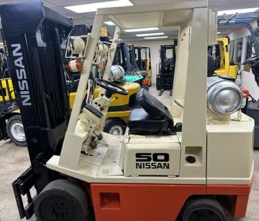 Mitsubishi 5000Lb Pneumatic Forklift for sale atlanta georgia