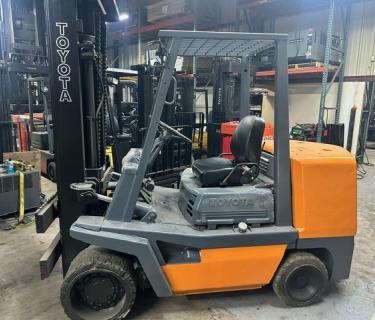 Toyota 9000lb Forklift Diesel For Sale Atlanta Georgia