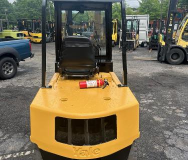 yale pneumatic 5000lb forklift for sale in Atlanta Georgia