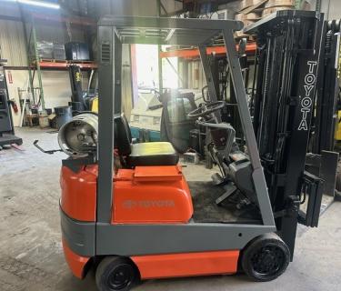 Toyota 3000lb forklift for sale Atlanta Georgia