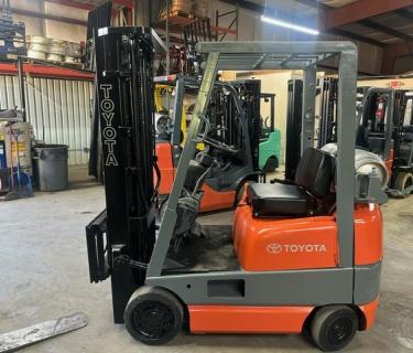 Toyota 3000lb forklift for sale Atlanta Georgia