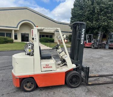 Caterpillar 5000lb Forklift 3 stage mast Side Shifting Forks Atlanta Fo