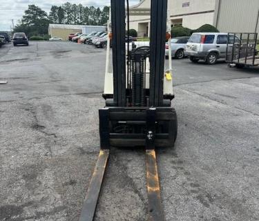 Caterpillar 5000lb Forklift 3 stage mast Side Shifting Forks Atlanta Fo
