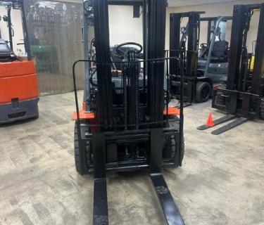 Toyota 5000lb Pneumatic Forklift for sale Atlanta Georgia