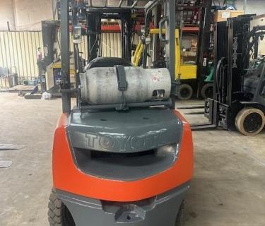 5000LB Toyota Pneumatic Forklift for sale Atlanta Georgia