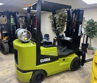 6000lb Clark Forklift for sale Atlanta Georgia www.forkliftscheap.com