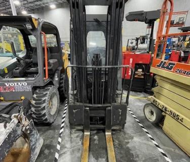 3000lb Toyota Pnuematic Forklift For sale Atlanta Georgia ww.forkliftscheap.com