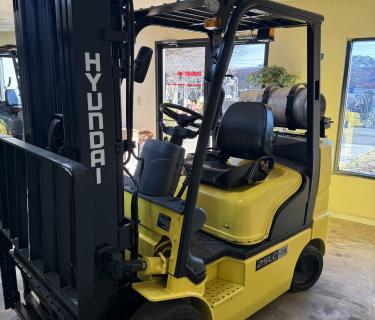 Hyundai 5000lb forklift for sale Atlanta Georgia