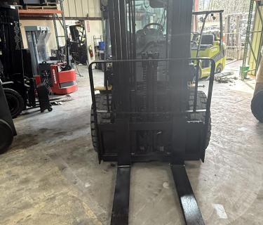 Caterpillar 9000lb Forklift Pneumatic, Caterpillar 8000lb Forklift Cater