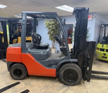 Toyota 5000LB Pneumatic Forklift for sale Alpharetta Georgia 