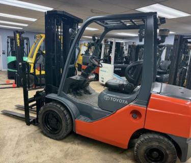 Toyota 5000LB Pneumatic Forklift for sale Alpharetta Georgia 
