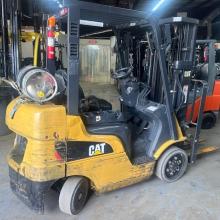 Caterpillar 5000lb Forklift 3 stage mast Side shifting Forks Atlanta Forklifts for sale