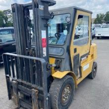 9000lb Caterpillar Pneumatic Forklift for sale Atlanta Georgia